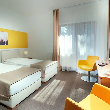 Vz Bedrichov 호텔 3*
